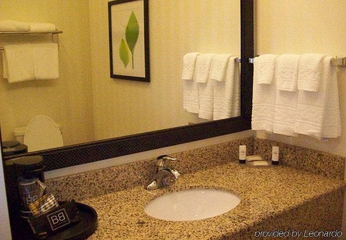 Fairfield Inn And Suites By Marriott Strasburg Shenandoah Valley Extérieur photo